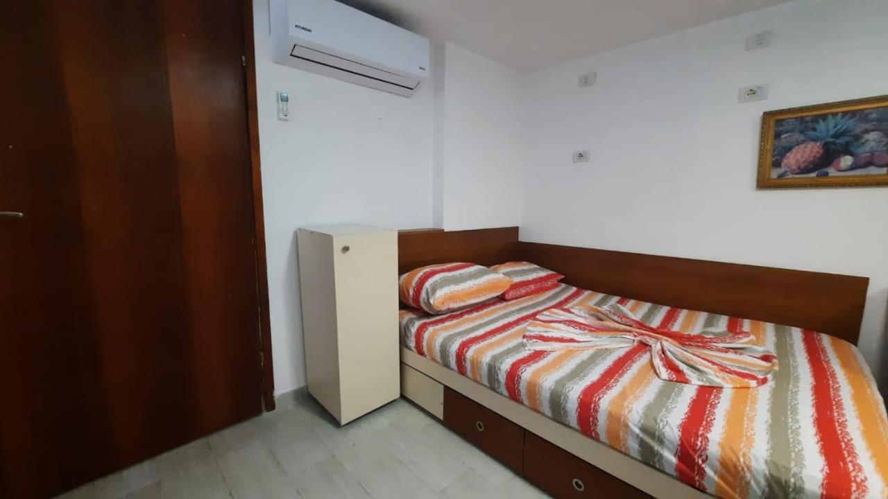 Lovely & Quite Appart 1234gs Apartment Tirana