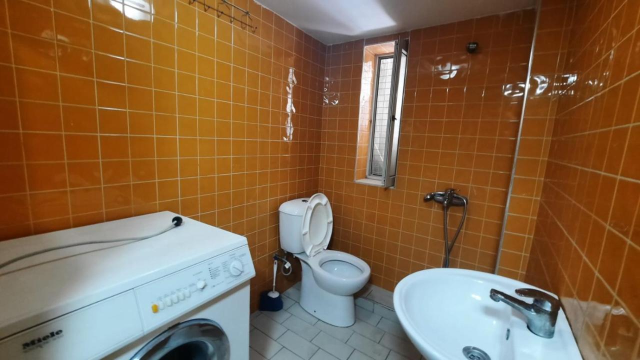 Lovely & Quite Appart 1234gs * Tirana